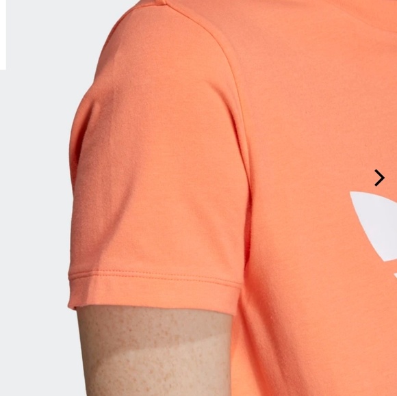 Adidas Tee. - Picture 6 of 8